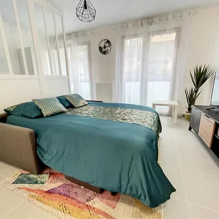 Modern Cozy Montreuil (Seine-Saint-Denis)