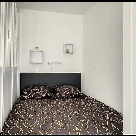 Modern Cozy Montreuil (Seine-Saint-Denis)